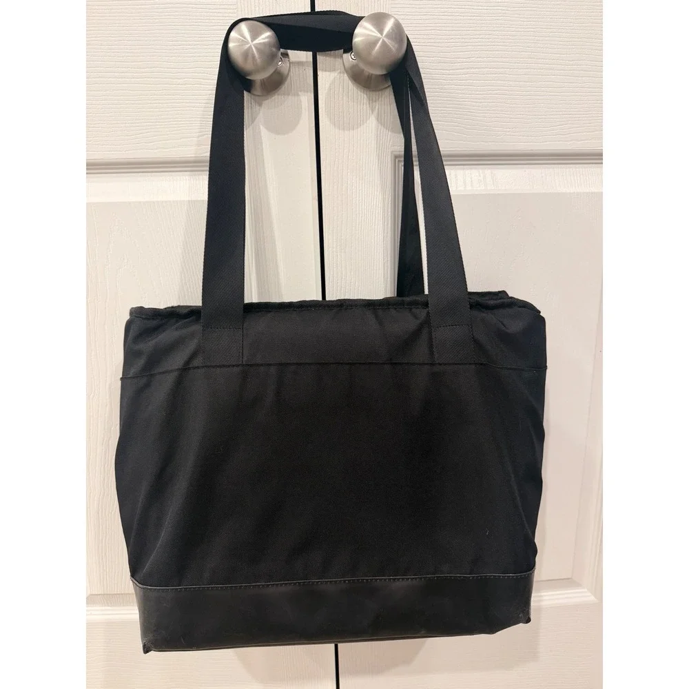 Disney x‎ Igloo Mickey Mouse Insulated Cooler Tote Bag Black Character Graphic